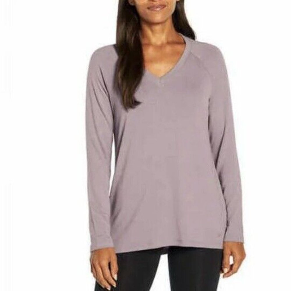 Banana Republic Ladies' V-Neck Long Sleeve Top, Purple , Size XXL
